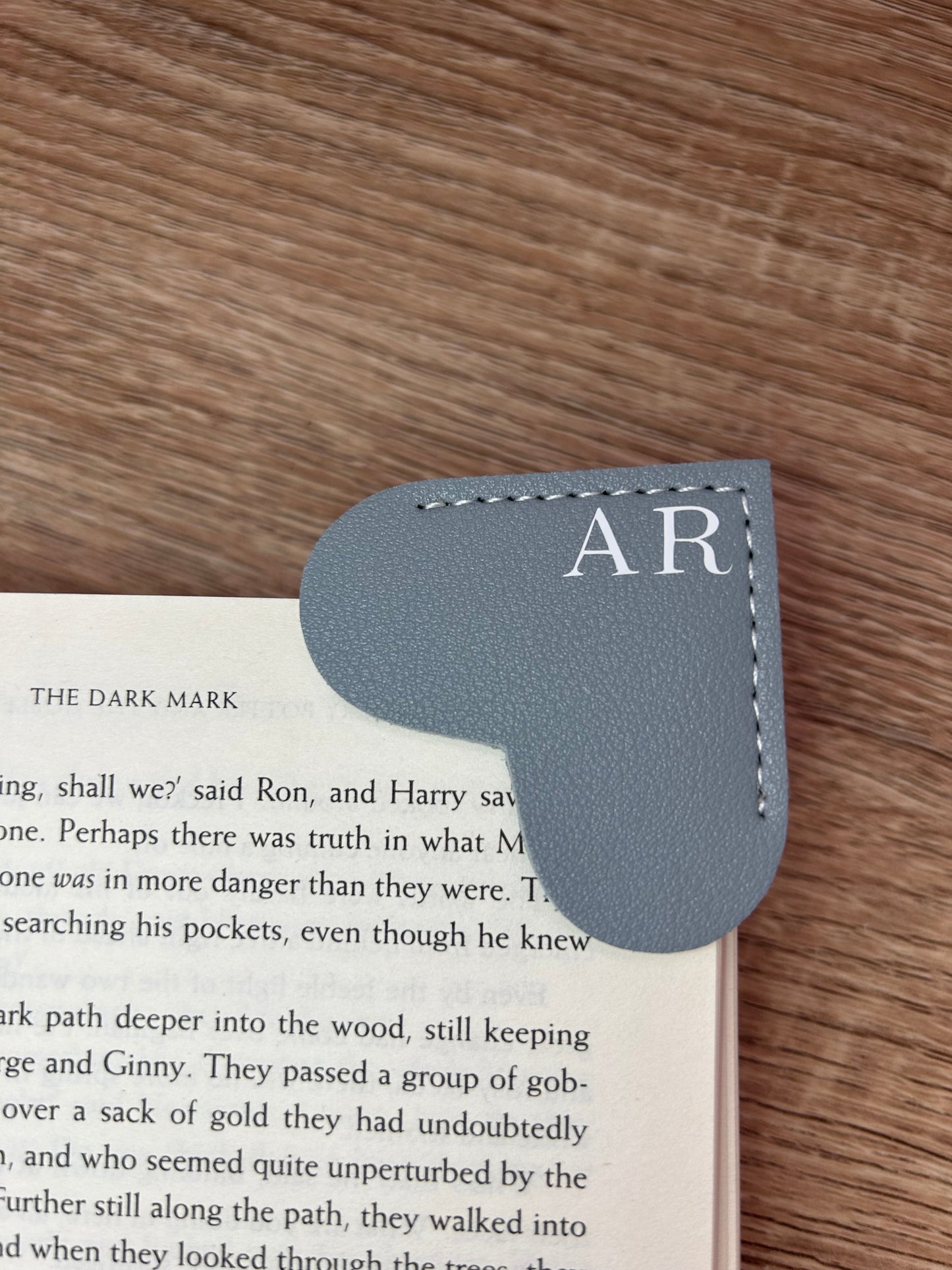 New Heart leather bookmark ‘24.