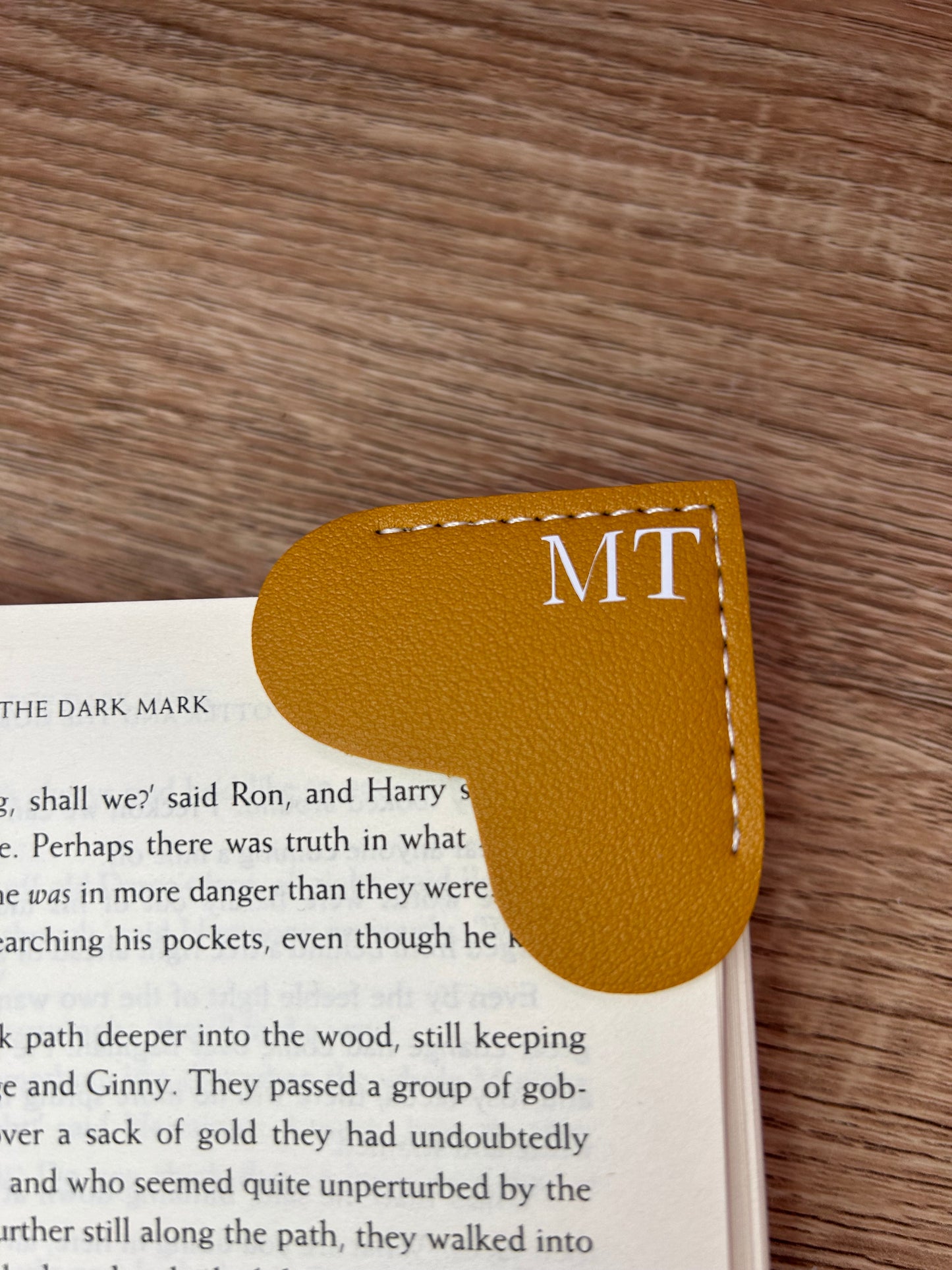 New Heart leather bookmark ‘24.