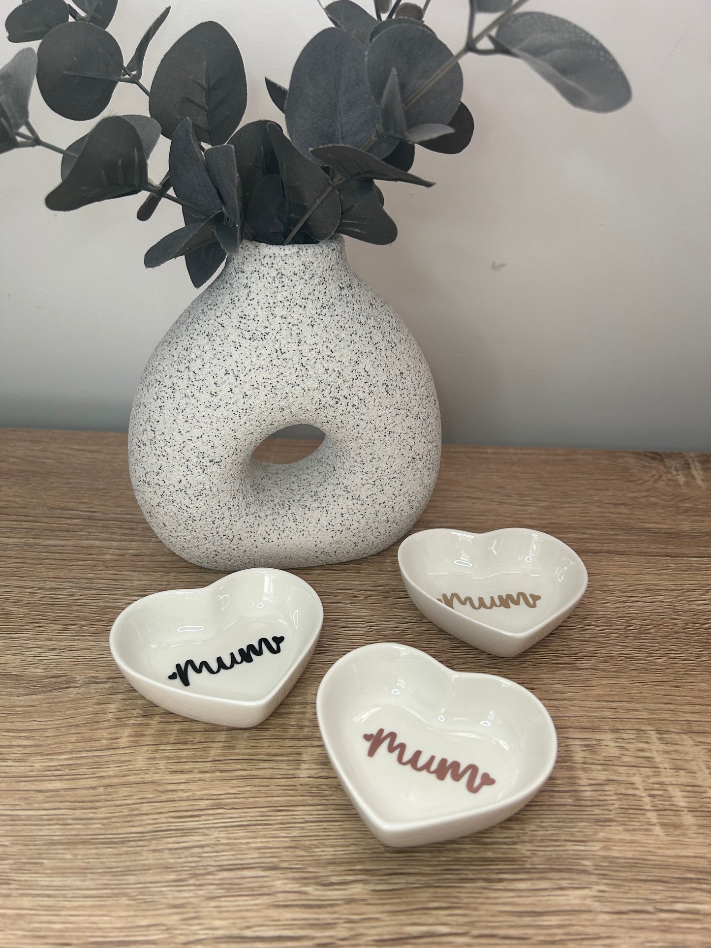 Ceramic heart ring dish.