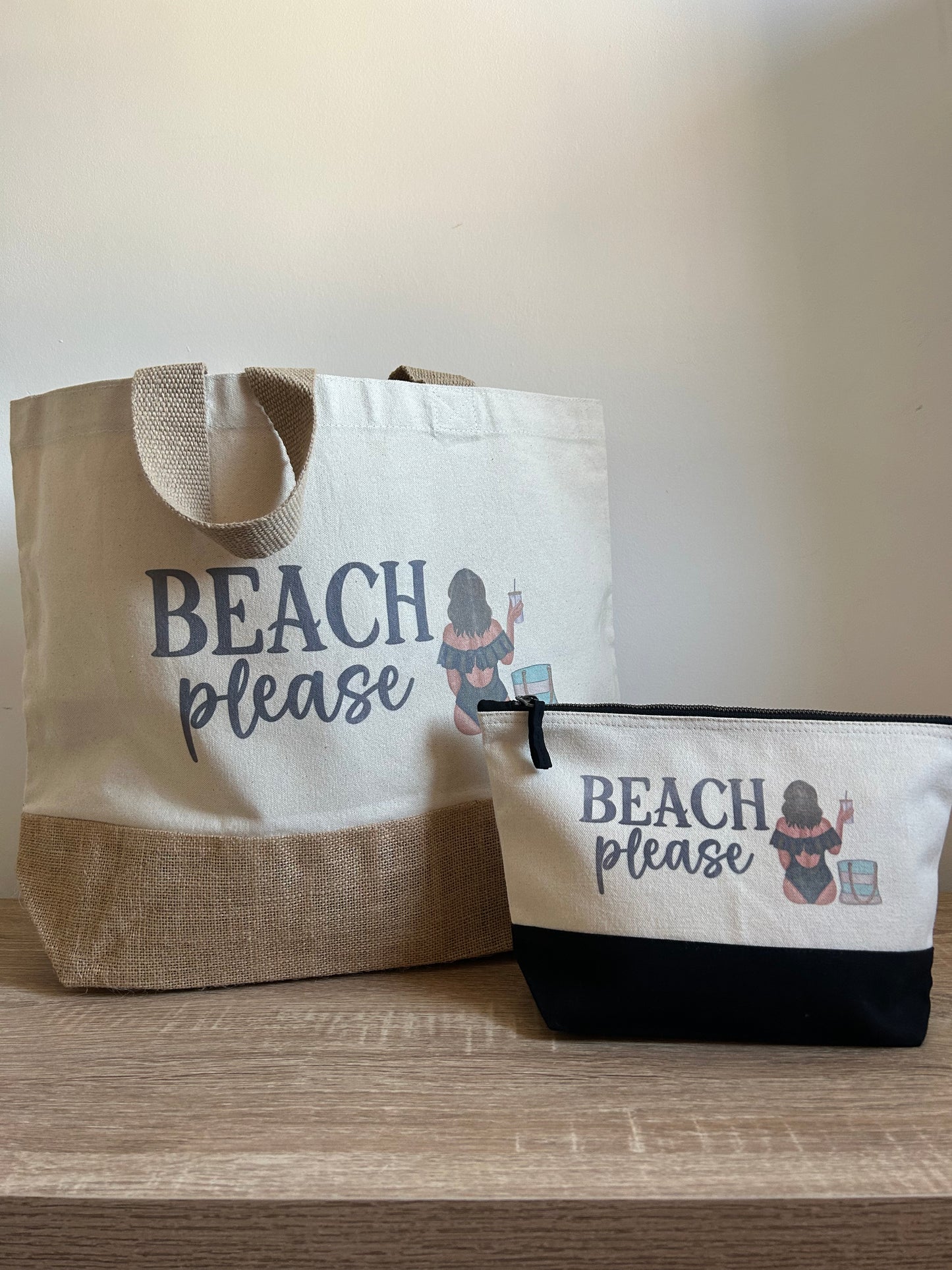 Customisable Clipart beach bag.